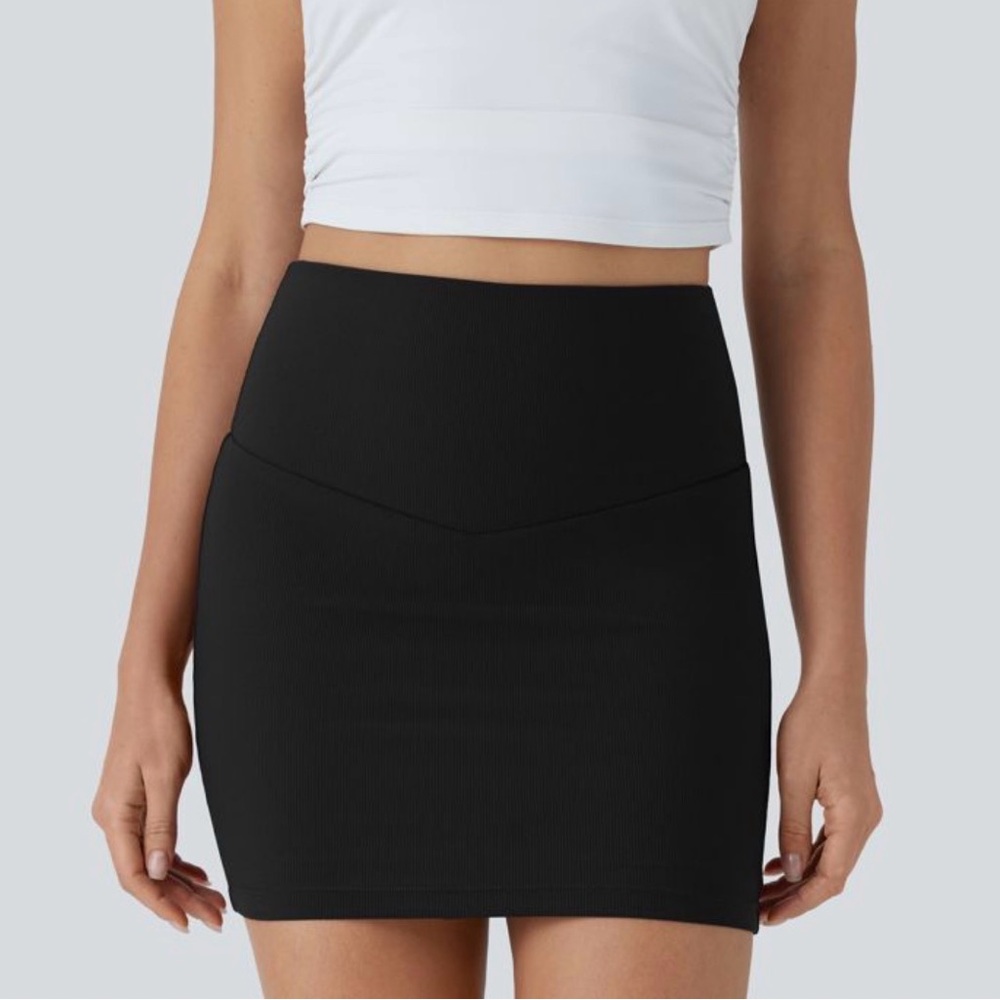 Halara Ribbed Black Mini Skirt